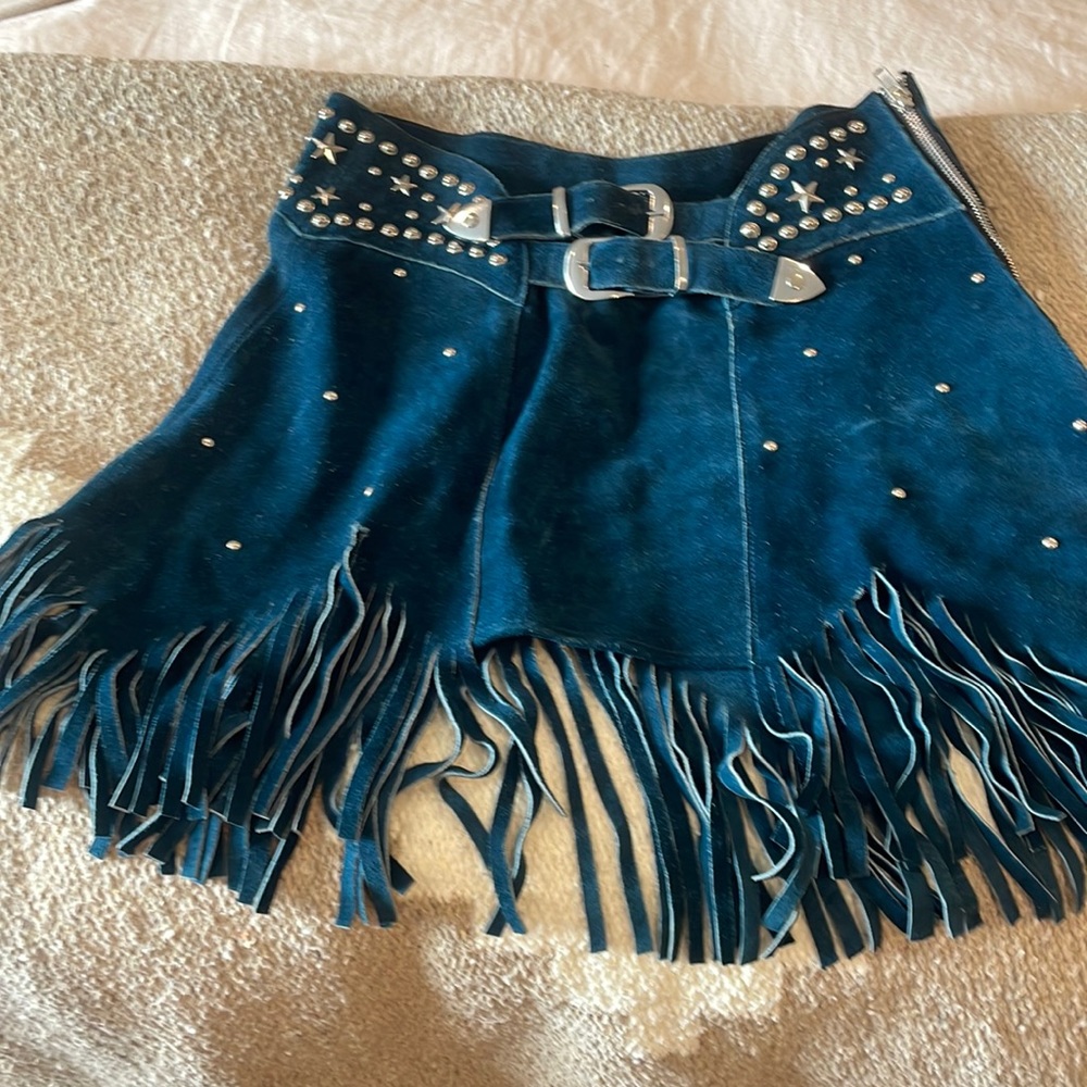 Understated Leather Paris Texas Full Skirt Size Small
